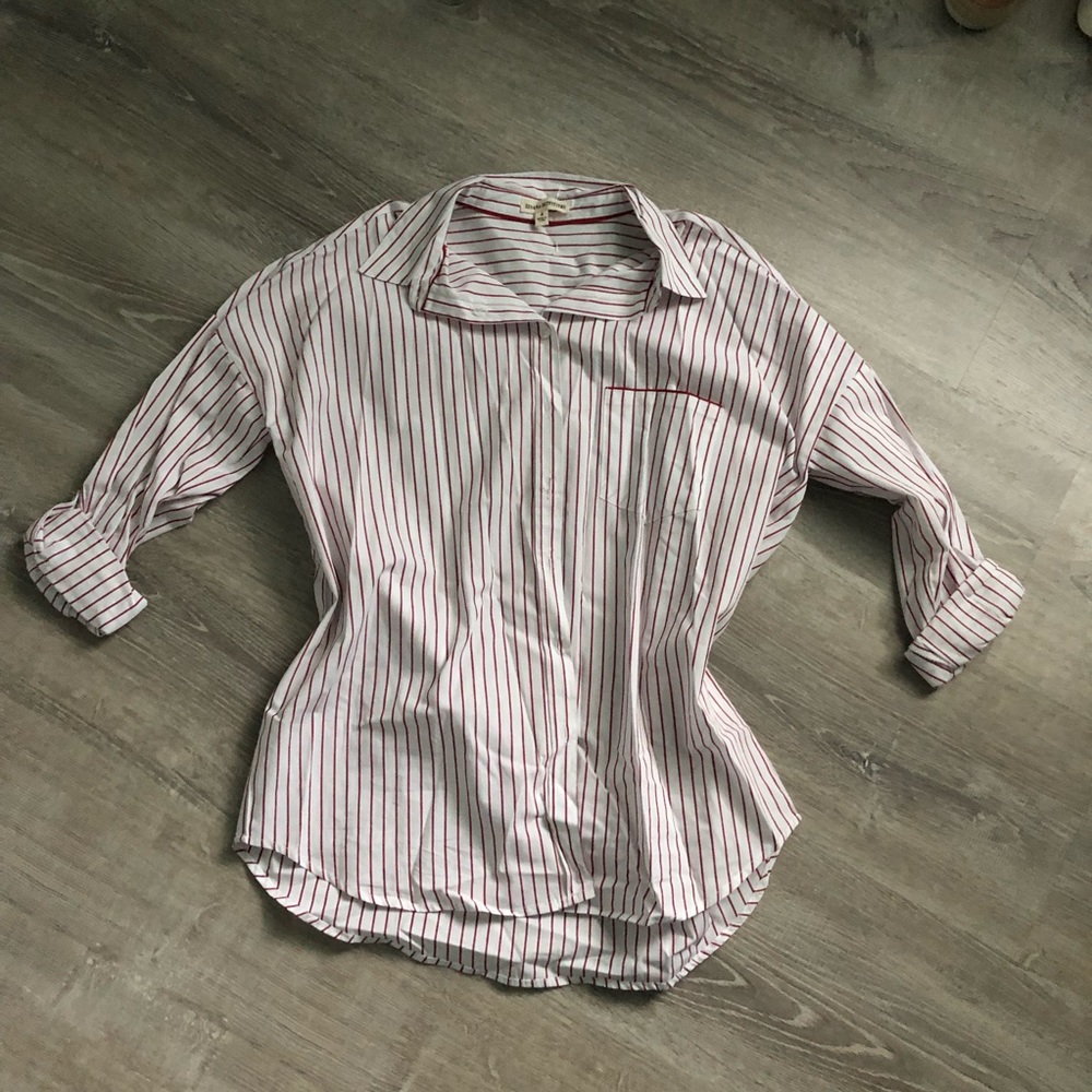 Red and white stripped button up